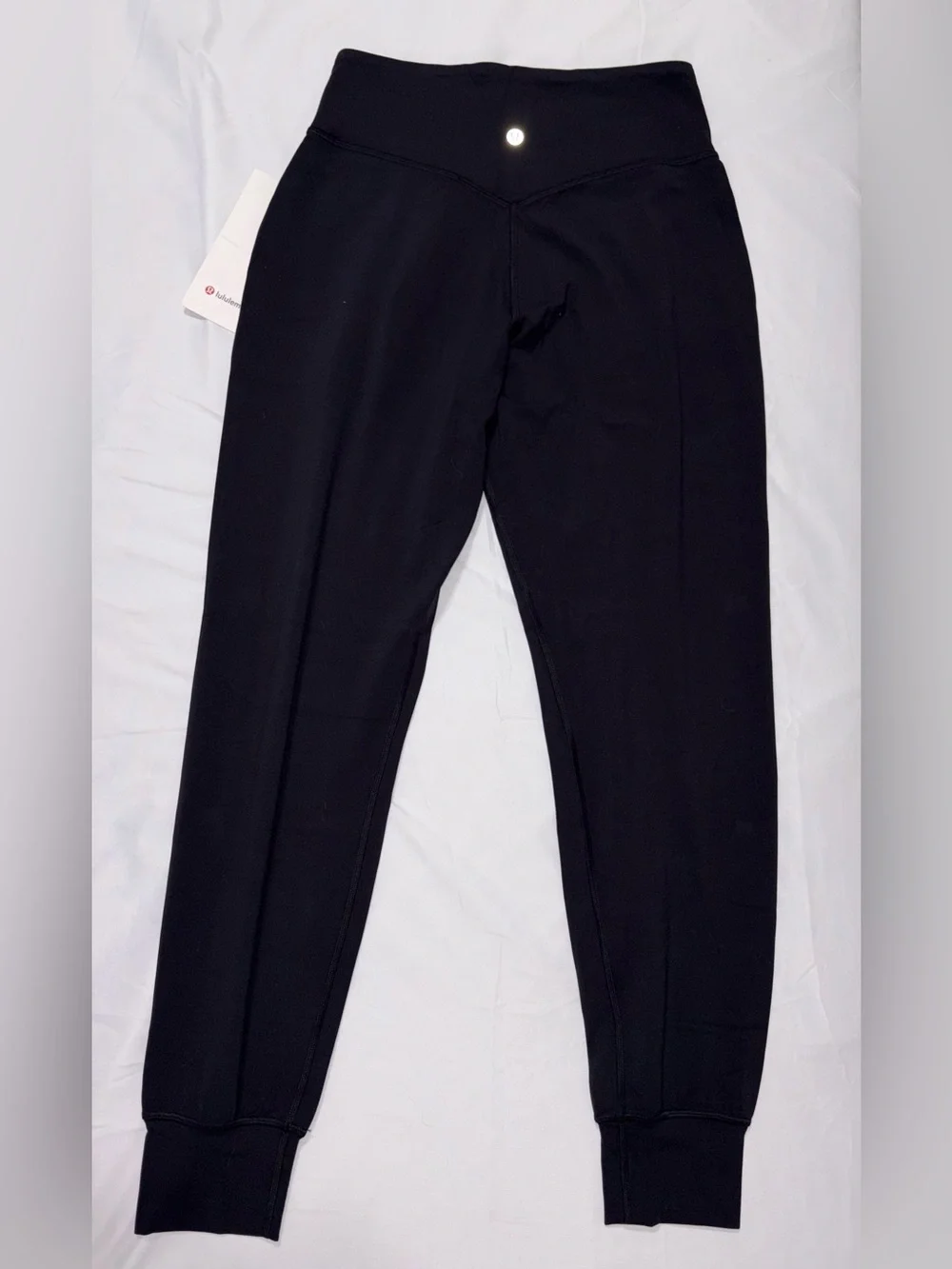 NWT*LULULEMON*SIZE 6* ALIGN HIGH RISE JOGGER*AUTHENTIC*BLACK*$118 RETAIL*25” LNG